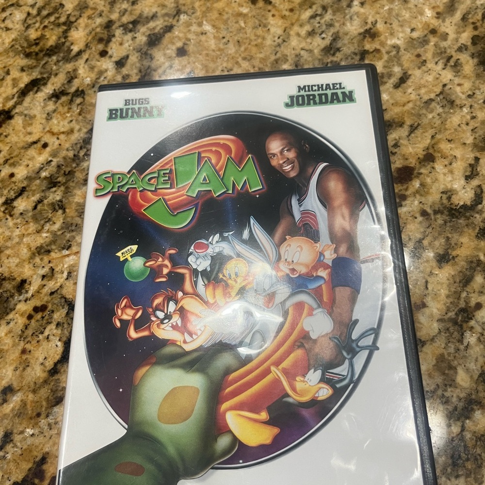 Space Jam DVD with Bugs Bunny and Michael Jordan